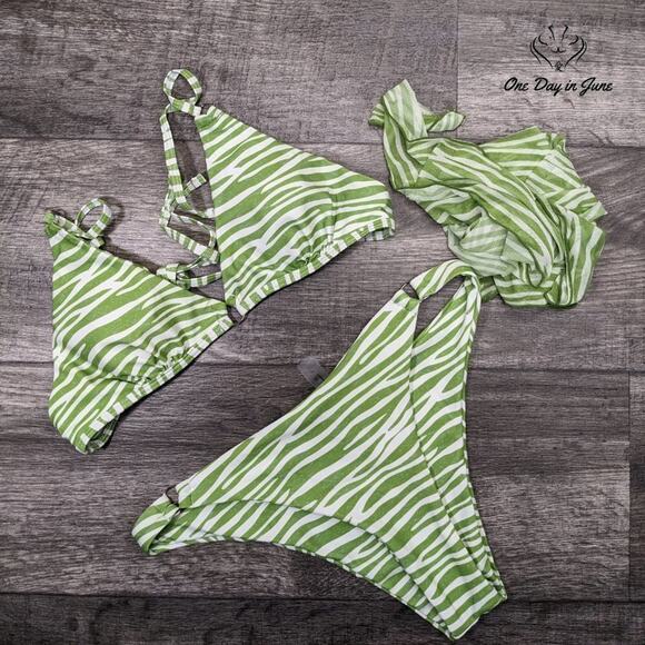 Soly Hux 3 Piece Triangle Bikini with Mesh Cover Up Size S - Picture 3 of 4